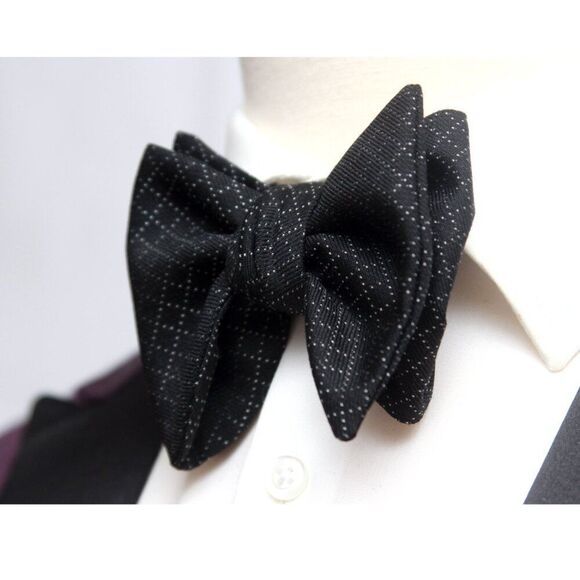small bow ties